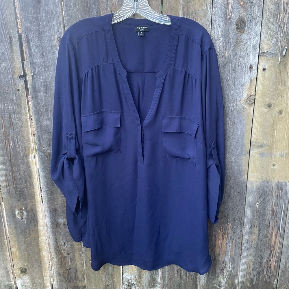 Torrid Navy Blue Harper Blouse Sz. 4X